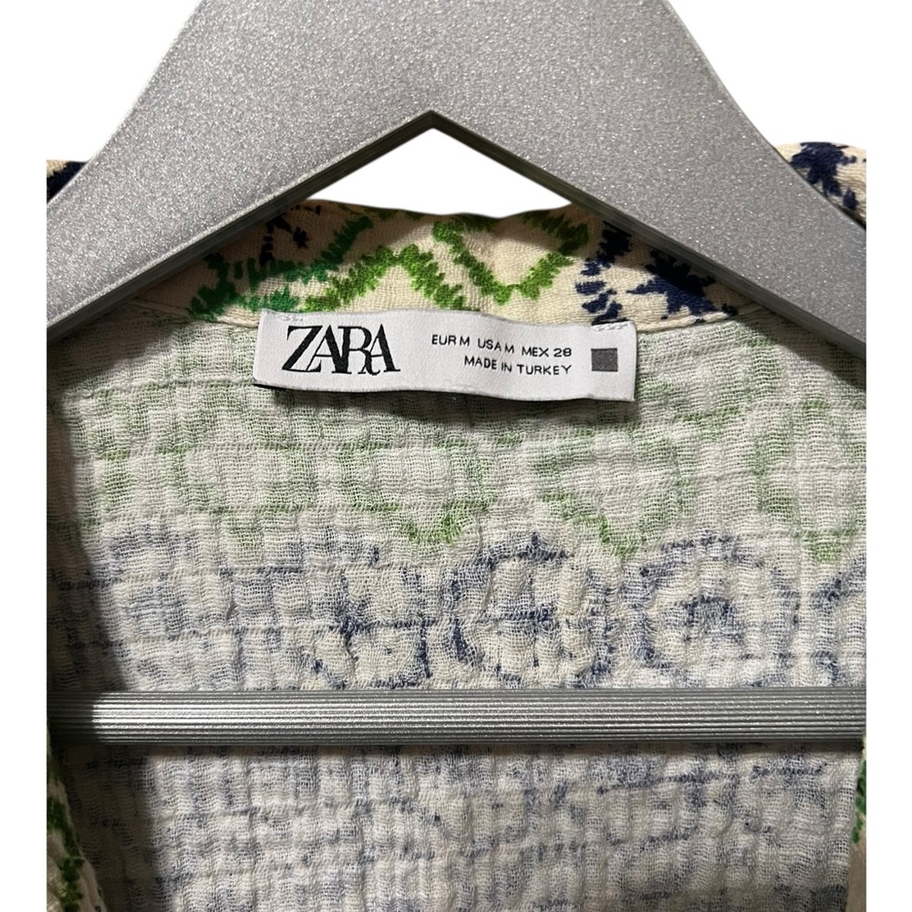 Zara Button-Down Crop Top Medium - image 3